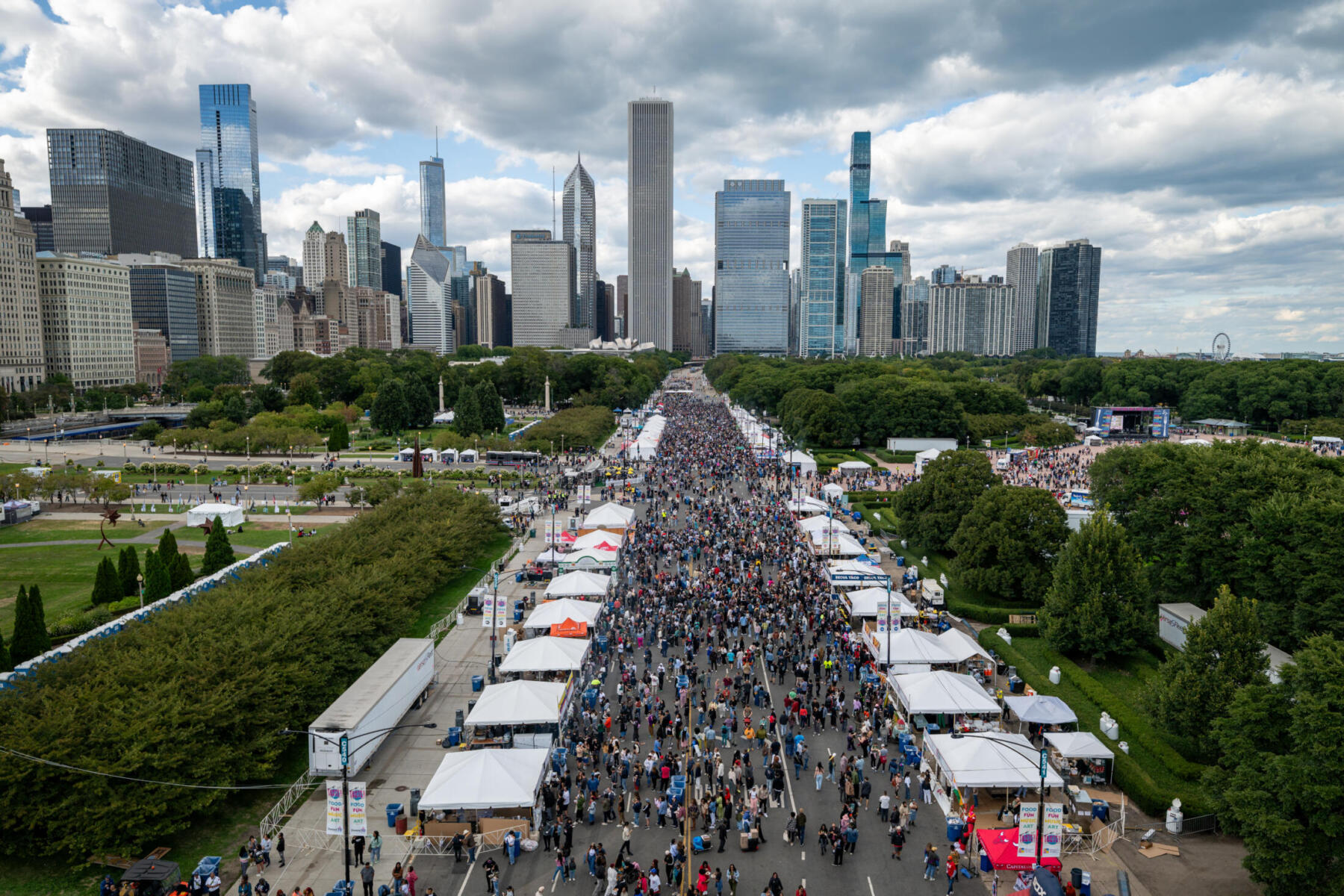 Taste of Chicago food festival in Grant Park